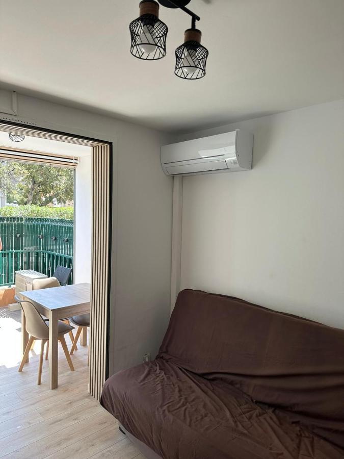 Charmant Studio Neuf 150M Plage Sur Avenue Principale Climatise Et Parking 카발레르쉬르메르 외부 사진